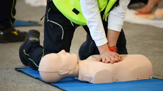 برنامج تدريب إسعاف أولي